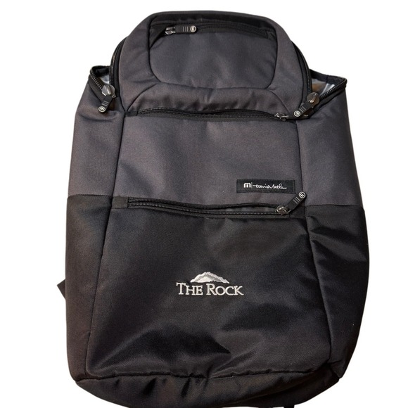 Travis Mathew The Rock Koolie Cooler/Backpack NWOT Black & Gray Golf Sport - Picture 1 of 7